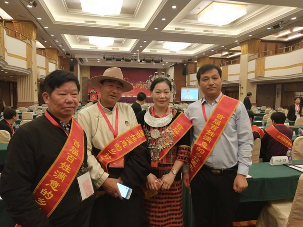 耿院长参加百姓满意的医院表彰